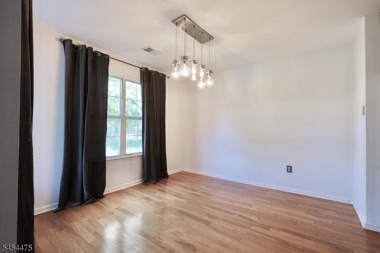 Property listing MLS 4047366 photo 6