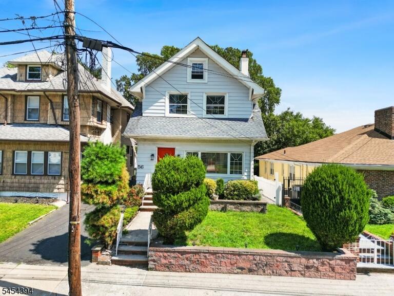 Property listing MLS 4047400 photo 1
