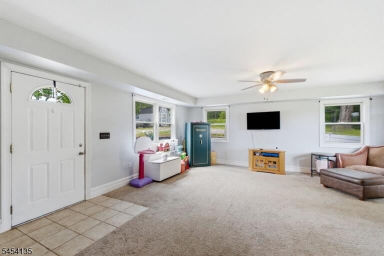 Property listing MLS 4047425 photo 14