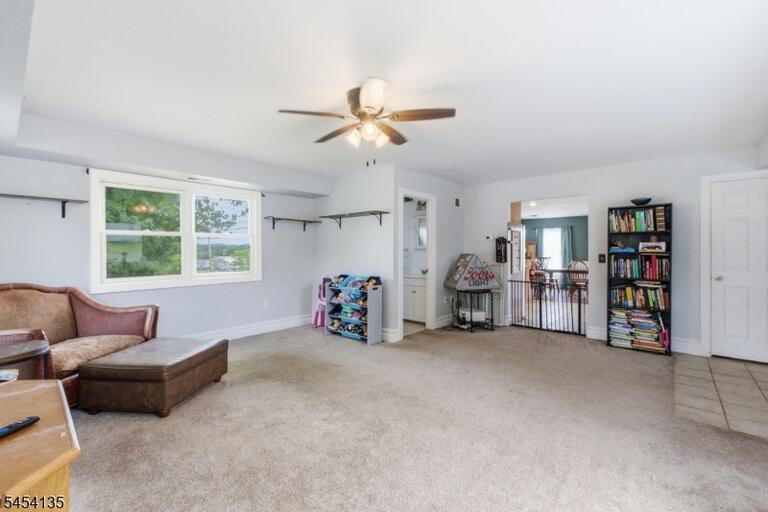 Property listing MLS 4047425 photo 15