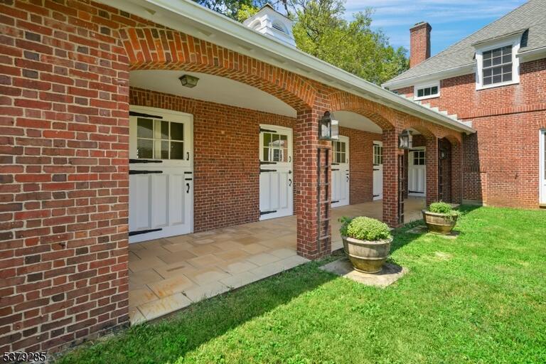 Property listing MLS 4047437 photo 22