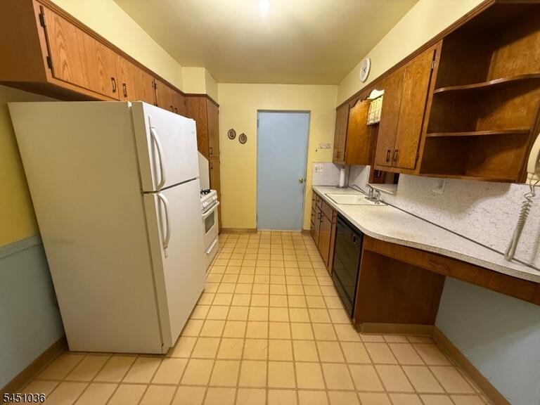 Property listing MLS 4047457 photo 18