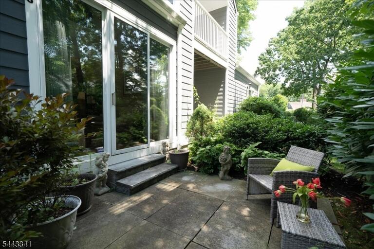 Property listing MLS 4047537 photo 31