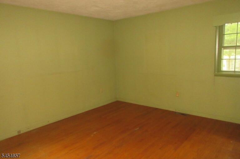 Property listing MLS 4047542 photo 14
