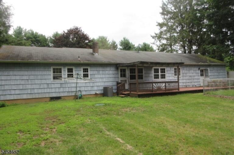 Property listing MLS 4047542 photo 3