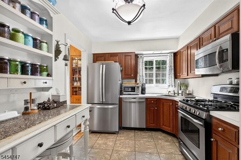 Property listing MLS 4047618 photo 14