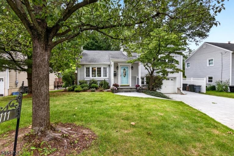 Property listing MLS 4047618 photo 3