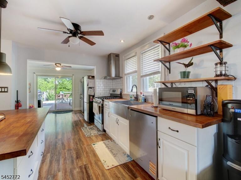 Property listing MLS 4047766 photo 4