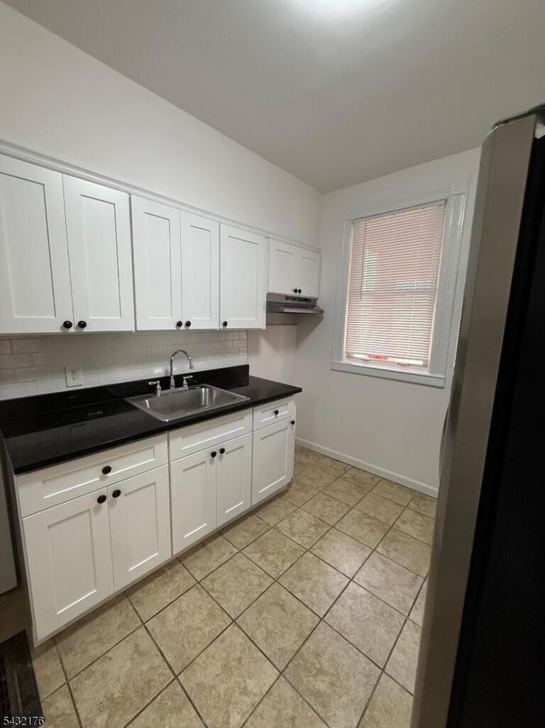 Property listing MLS 4047820 photo 1
