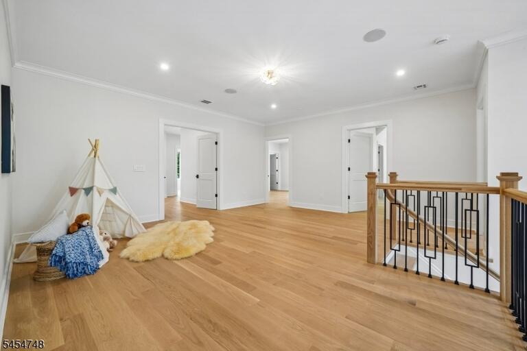 Property listing MLS 4047830 photo 23