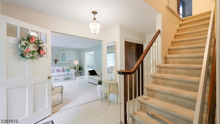 Property listing MLS 4047839 photo 9