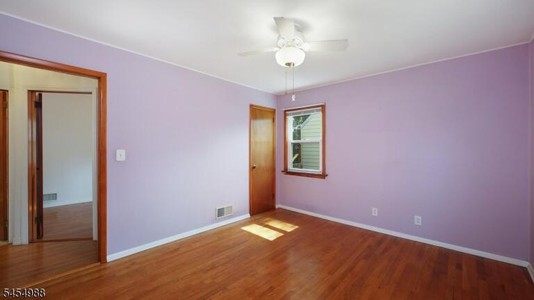 Property listing MLS 4047843 photo 14