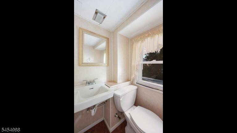 Property listing MLS 4047843 photo 21