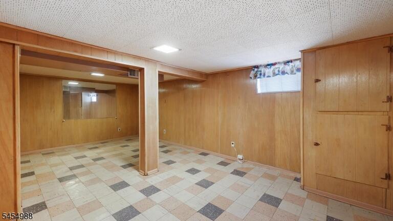 Property listing MLS 4047843 photo 23