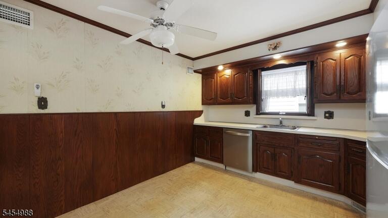 Property listing MLS 4047843 photo 9