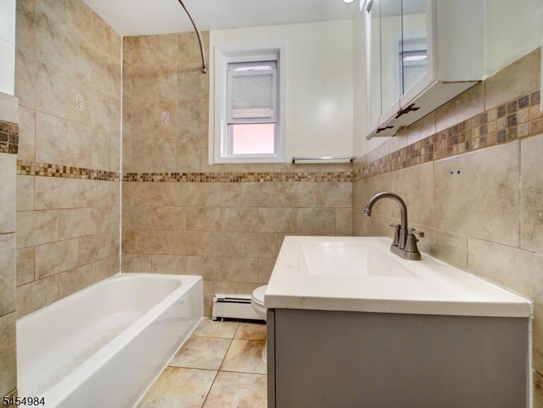 Property listing MLS 4047938 photo 8