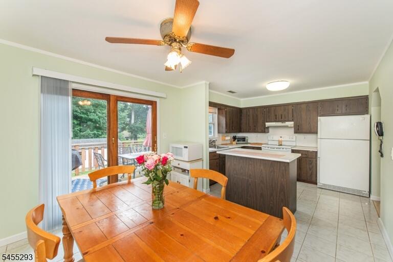 Property listing MLS 4048099 photo 12