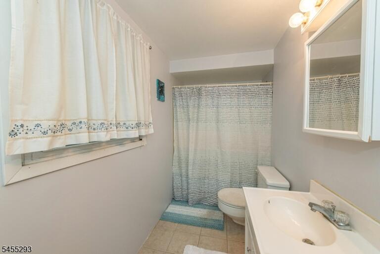 Property listing MLS 4048099 photo 31