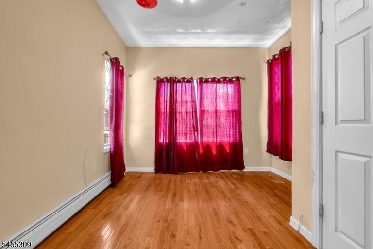 Property listing MLS 4048110 photo 24