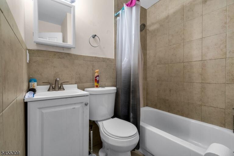 Property listing MLS 4048110 photo 39