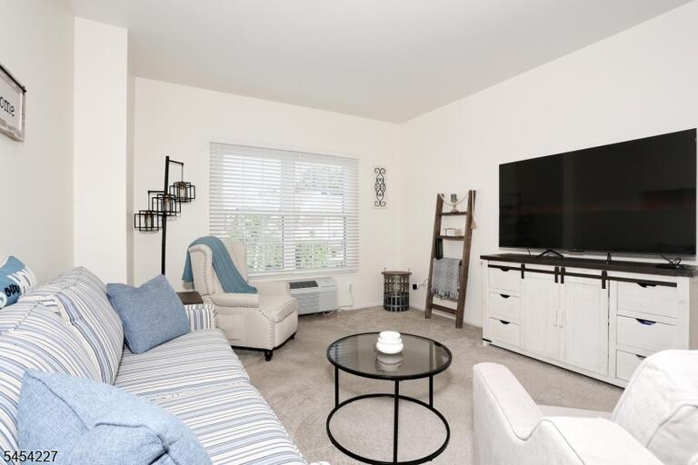 image-4048125-7.jpeg