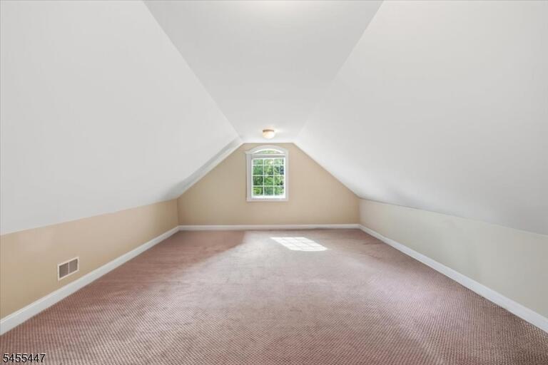 Property listing MLS 4048254 photo 25