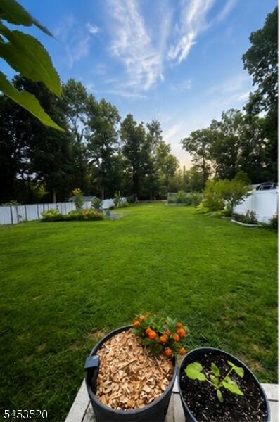 Property listing MLS 4048401 photo 16