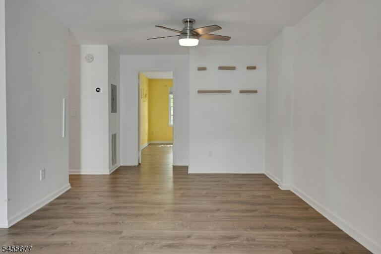 Property listing MLS 4048497 photo 12