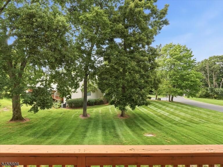 Property listing MLS 4048505 photo 29