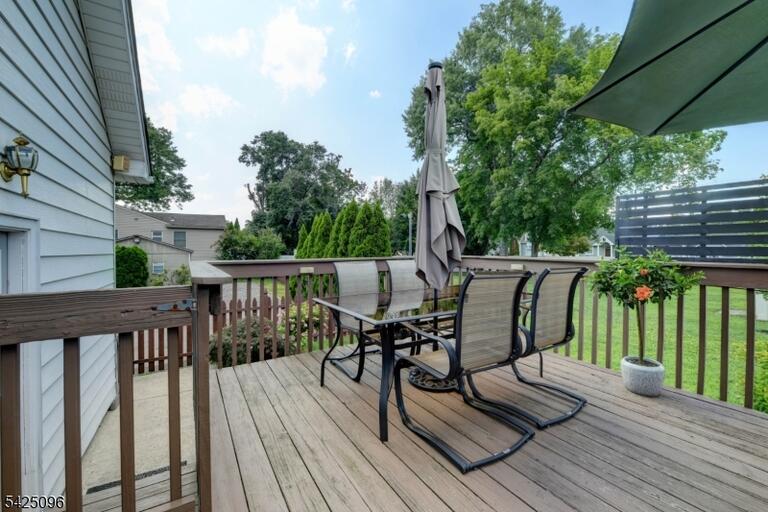 Property listing MLS 4048523 photo 32