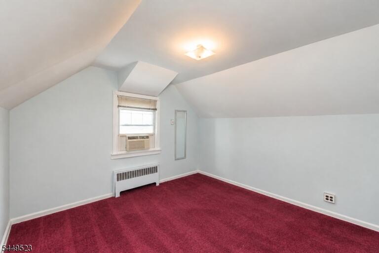 Property listing MLS 4048535 photo 14
