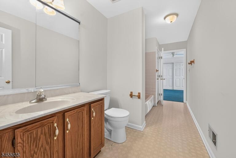 Property listing MLS 4048558 photo 23