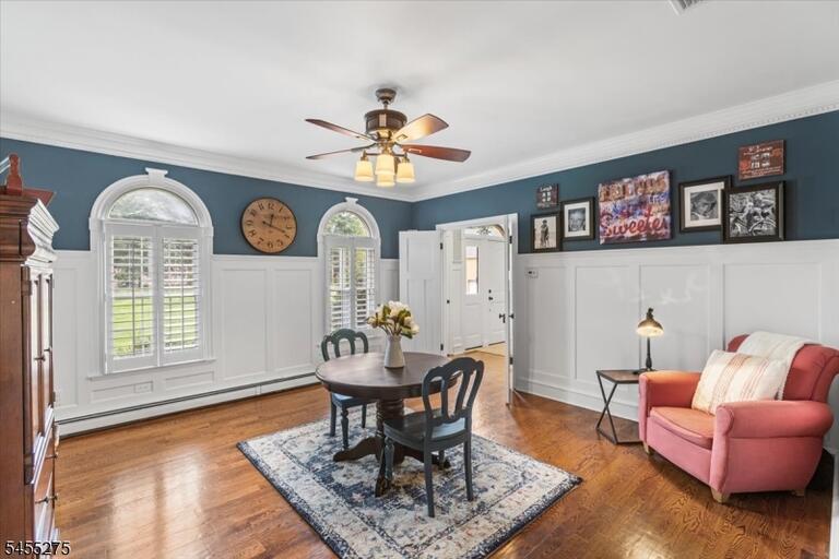 Property listing MLS 4048561 photo 11