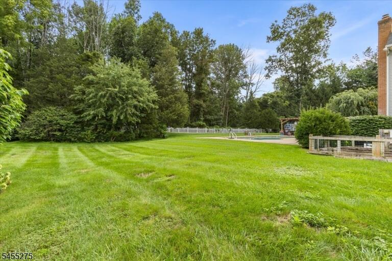 Property listing MLS 4048561 photo 44