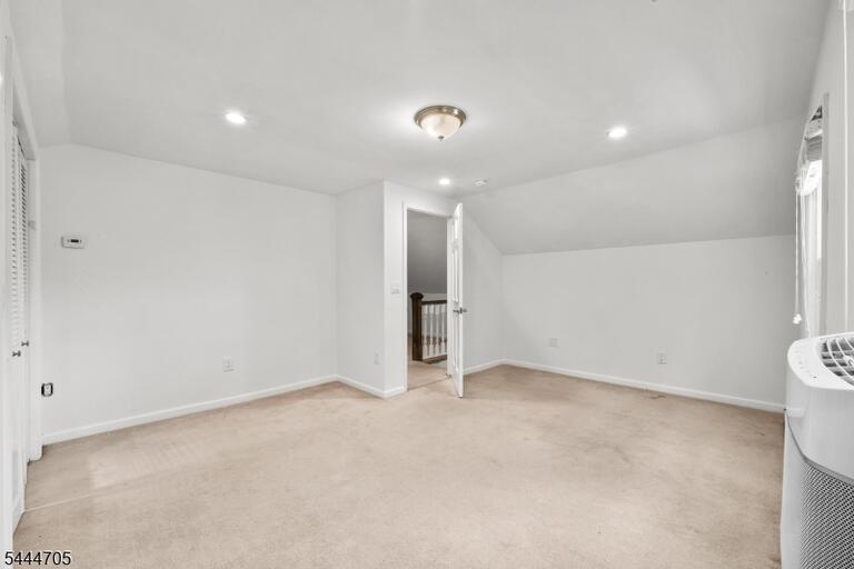 Property listing MLS 4048594 photo 17