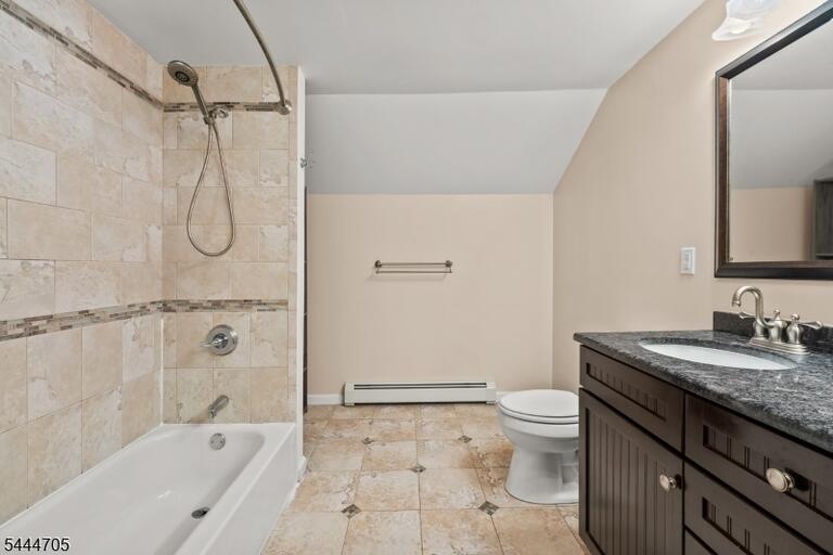 Property listing MLS 4048594 photo 22