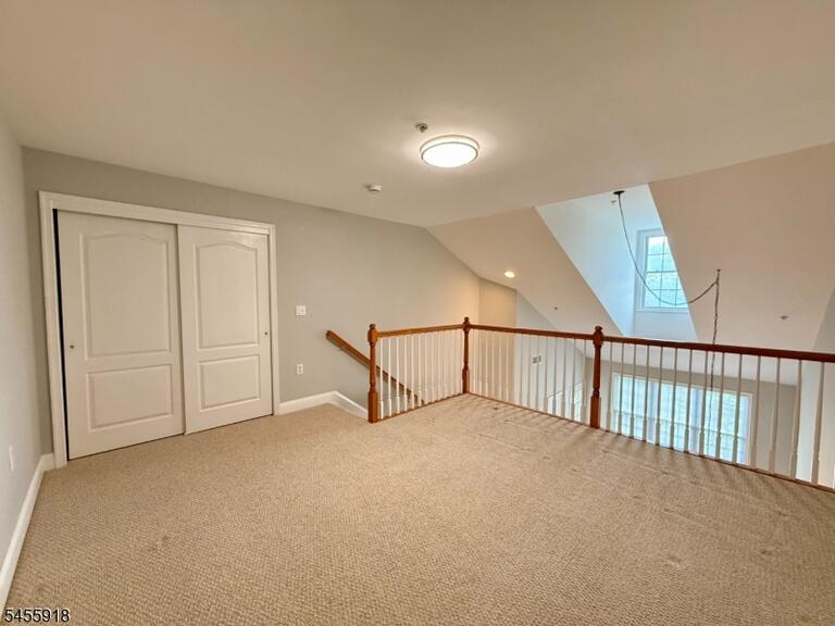 Property listing MLS 4048601 photo 9