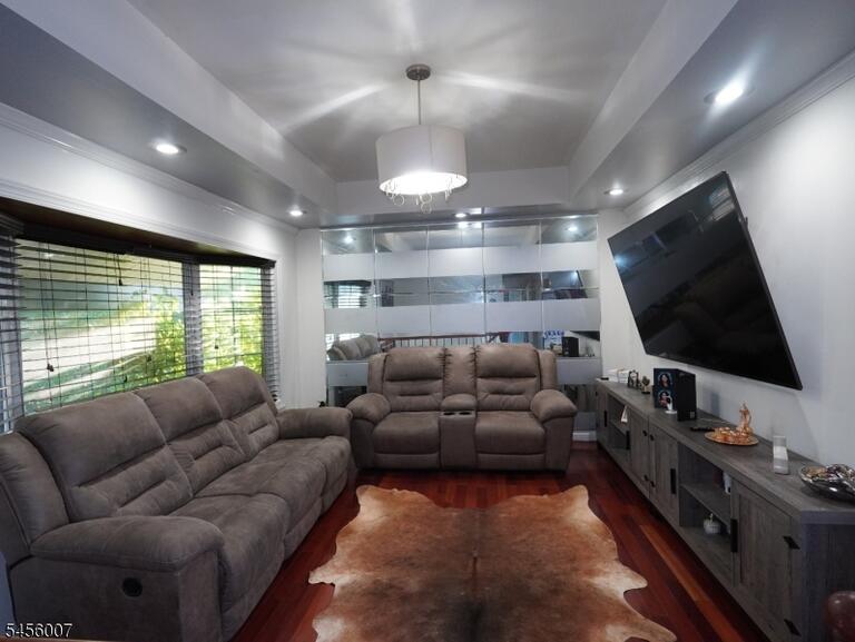image-4048691-8.jpeg
