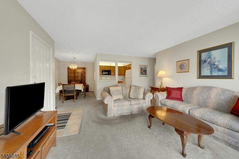 Property listing MLS 4048706 photo 11