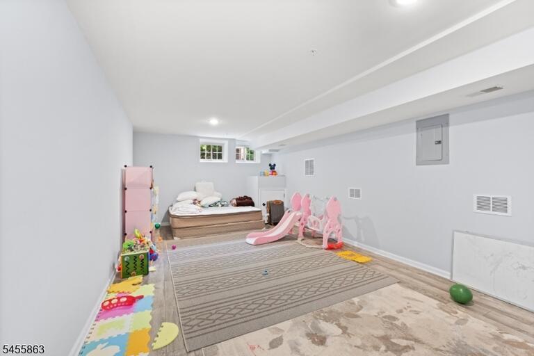 Property listing MLS 4048724 photo 15