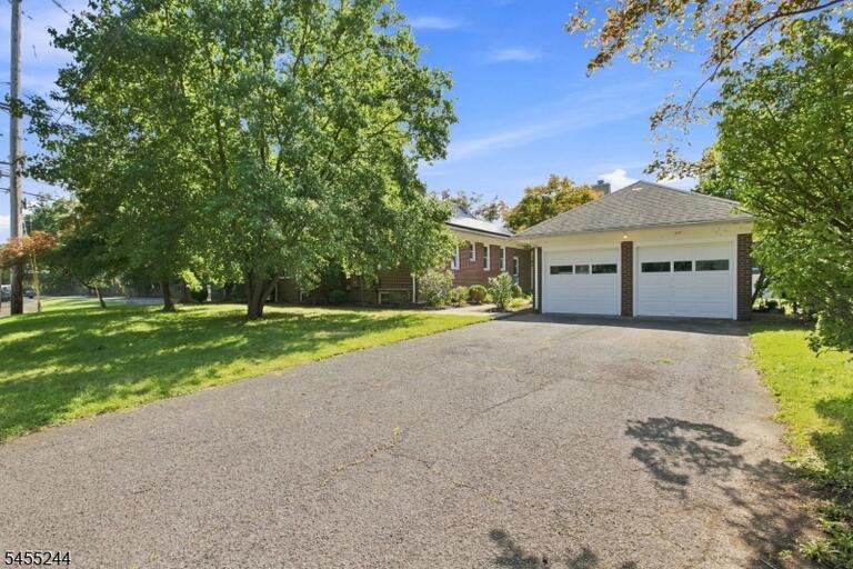 Property listing MLS 4048762 photo 30