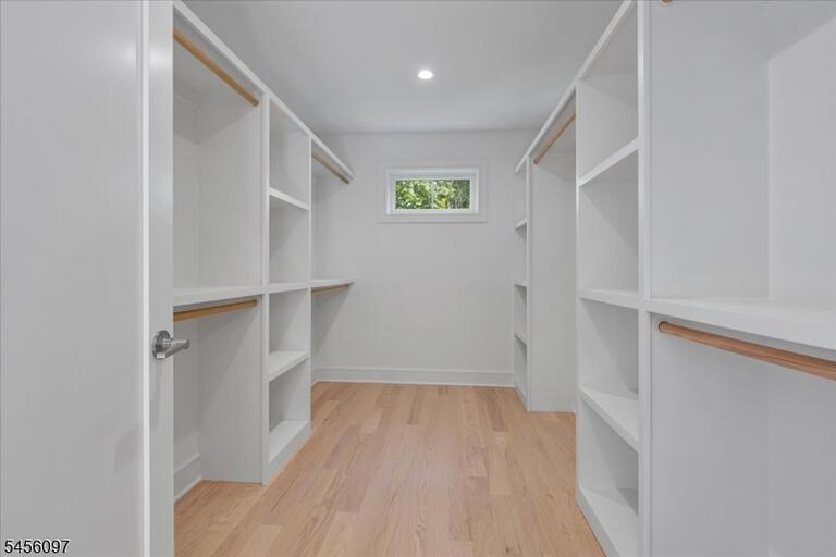 Property listing MLS 4048825 photo 30