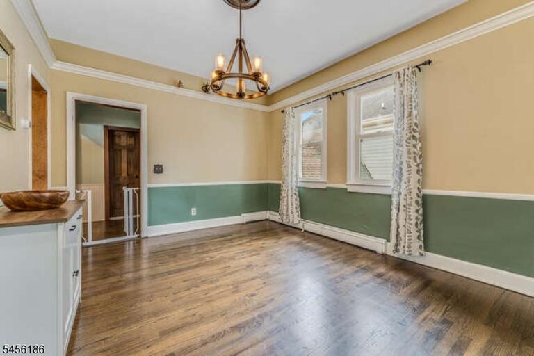 Property listing MLS 4048832 photo 7