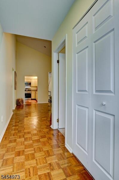 Property listing MLS 4048833 photo 19