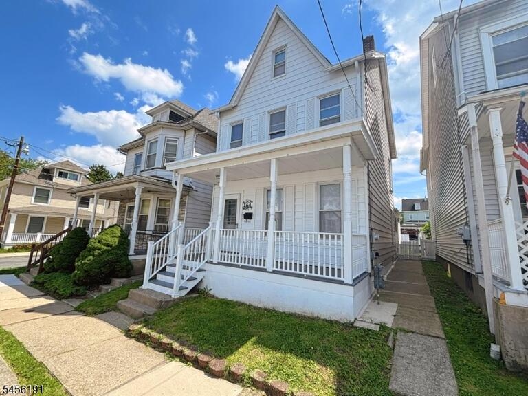 Property listing MLS 4048835 photo 2