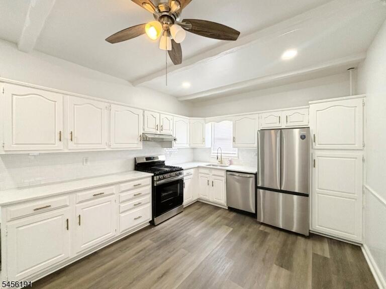 Property listing MLS 4048835 photo 6