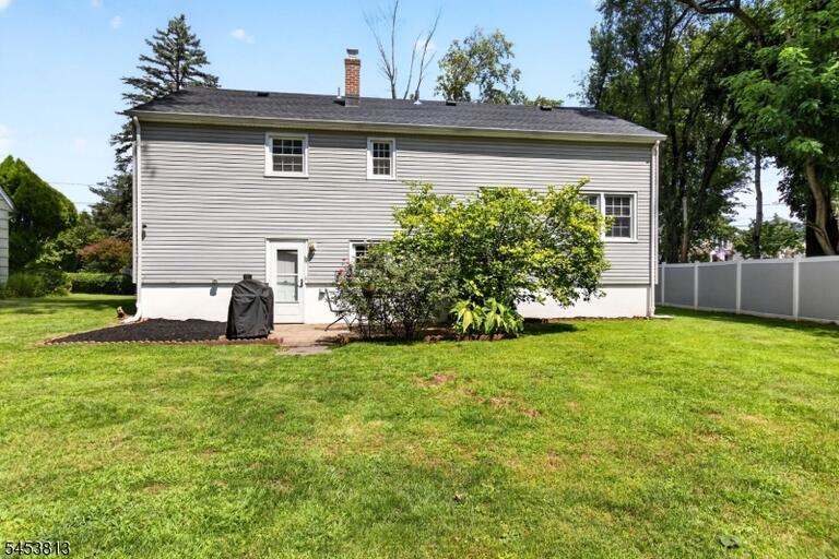 Property listing MLS 4048844 photo 34