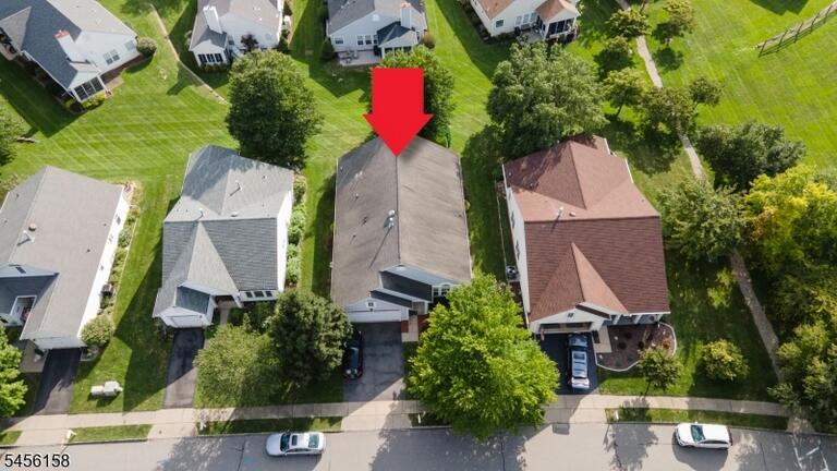 Property listing MLS 4048845 photo 4