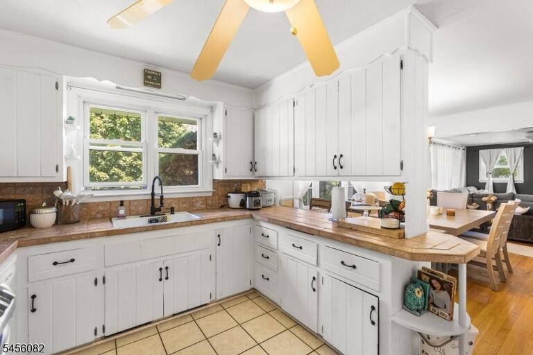 Property listing MLS 4048846 photo 5