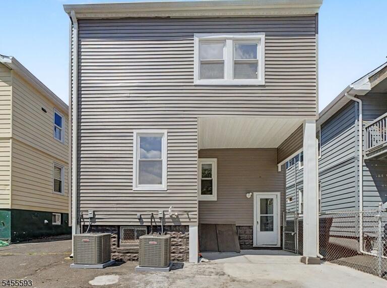 Property listing MLS 4048849 photo 45
